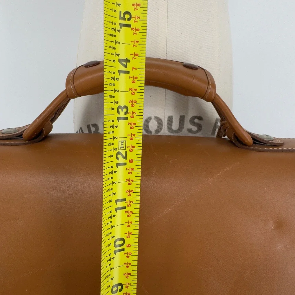 Hartmann tan leather
